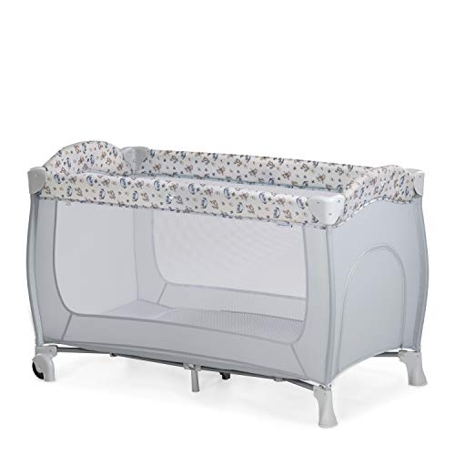 hauck Kinderreisebett Sleep N Play Go Plus mit Transporttasche, Rädern, Schlupf zum Spielen, Klein Zusammenklappbar, Baby Reisebett Kleinkind ab Geburt bis 15 kg (Disney Pooh Exploring)